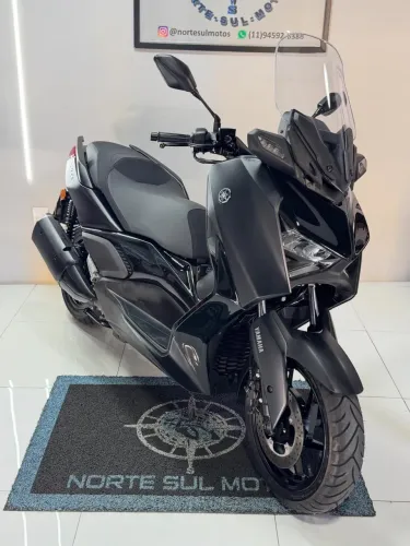 Yamaha X Max 250 , apenas 4.774 km