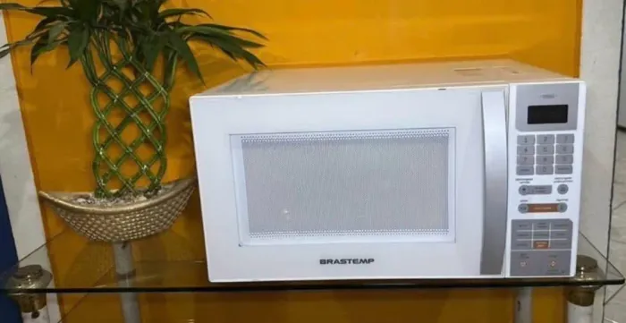 Microondas !!! IMPERDÍVEL !!! Brastemp 30 litros