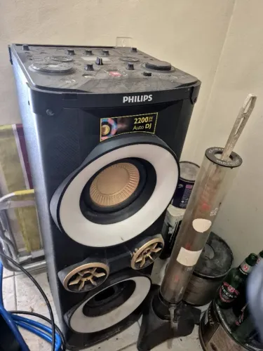 TORRE DE SOM PHILIPS 2200W RMS AUTO DJ - R$ 600,00
