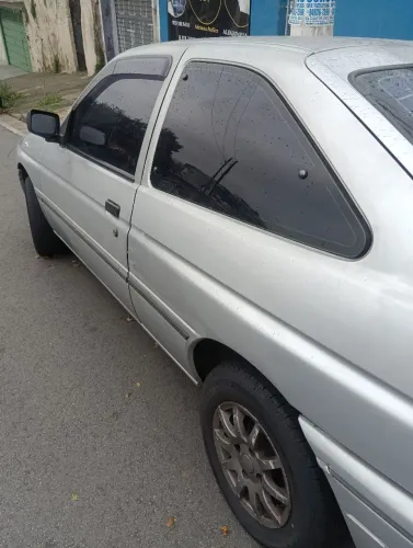 Ford Escort GL 1.6i / 1.6 (álcool) 1993