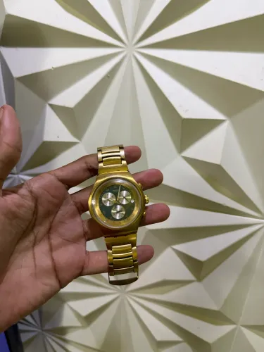 Swatch cara verde 