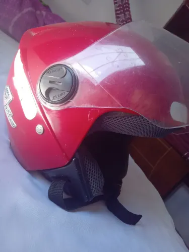 Capacete Vermelho