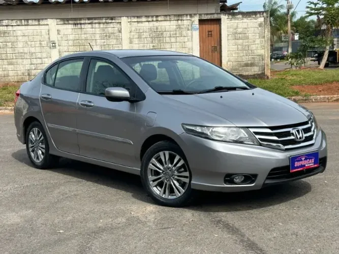 Honda City Sedan LX 1.5 Flex 16V 4P Aut. 2014