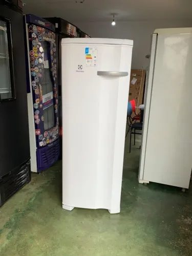 Freezer horizontal