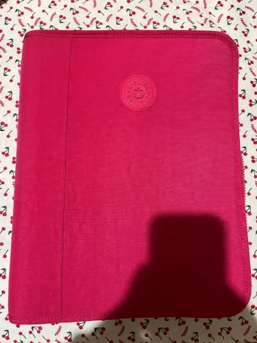 Vendo fichário da Kipling em perfeito estado 