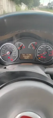 Fiat Palio Attractive 1.0 EVO Fire Flex 8V 5P 2012