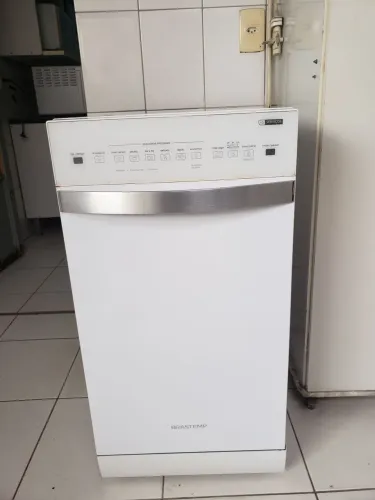MÁQUINA DE LAVAR LOUÇA BRASTEMP 10 SERVIÇOS.