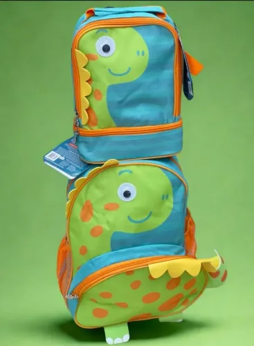OFETA KIT ESCOLAR TAMANHO P PARA CRECHE, MATERNAL, INFANTIL 