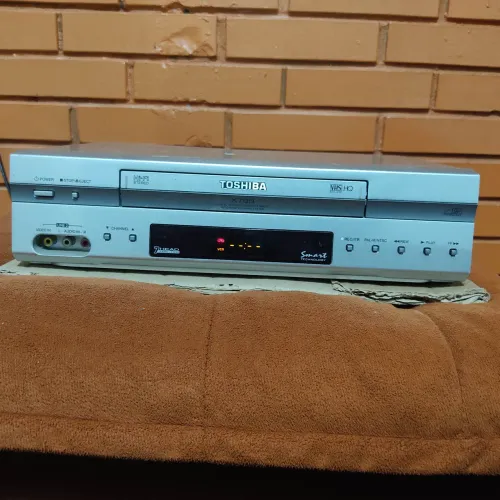 Video Cassete Toshiba 7 cabeças