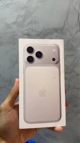 iPhone 17 pro Max 