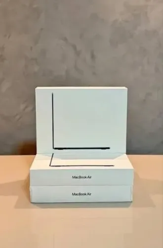 Macbook Air M4 13'' 256GB Preto / Lacrado / Retirada Loja Física na Savassi 