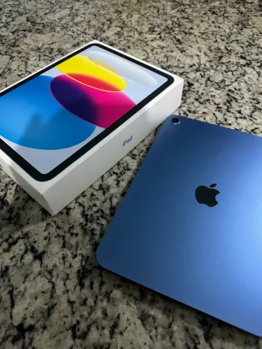 iPad 11 A16 128GB com Capa Original Apple + Caixa e Cabo