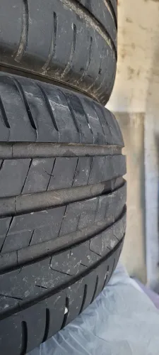 Pneus 235/50/19