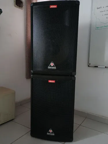 Vendo caixa Antera CP15-A ótimo estado - único dono