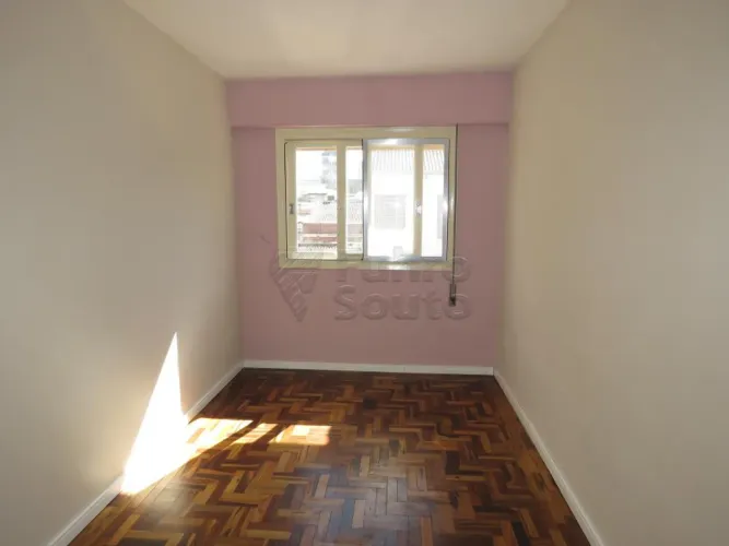 Apartamento Padrão em Pelotas