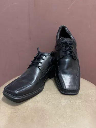 Sapato em couro Stepper