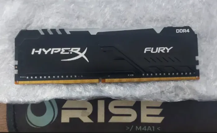 Memória ram hyperx fury 8gb ddr4 RGB 2400mhz