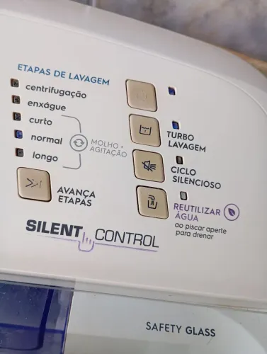 Máquina de lavar roupa 