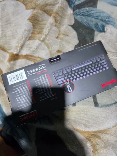 Teclado gamer 60% mecânico redragon na caixa