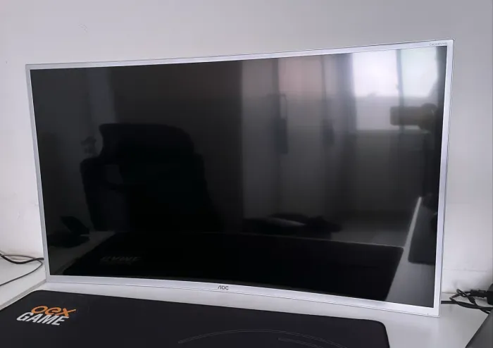 Monitor Curvo AOC 