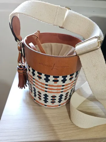 Bolsa Arezzo nunca usada, edição limitada Lenny Niemeyer