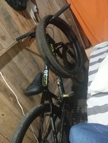 VIKINGX TUFF 30 SEMI NOVA