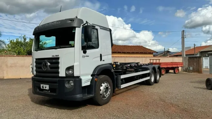 Vw 24-280 6x2 2018 - Roll On/Off