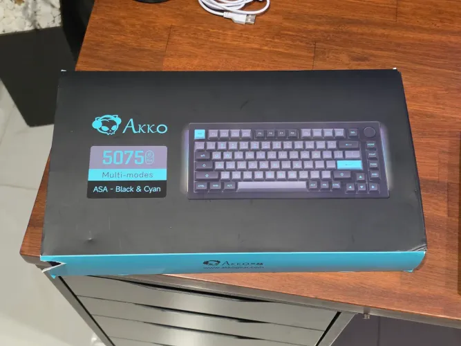 Teclado Mecânico Sem Fio Akko 5075b plus v2 75%