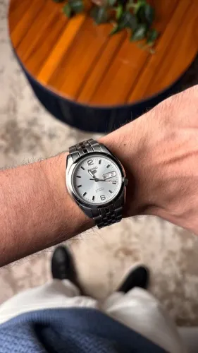 SEIKO 5 AUTOMÁTICO