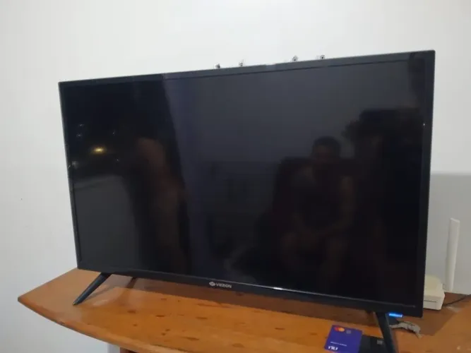TV 32 PL