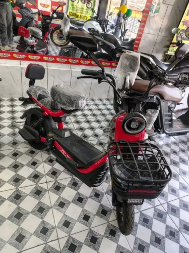 SCOOTER ELETRICA 600 WATTS OKM