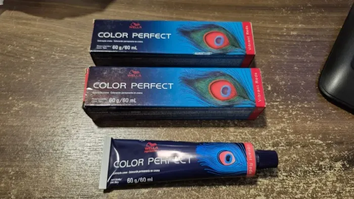 Tintas Color Perfect da Wella - 8/4