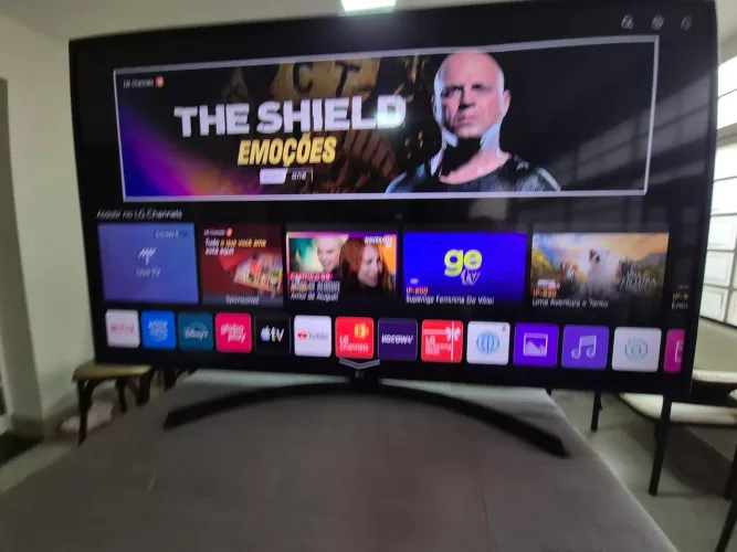Smart TV LG 60" UHD 4K HDR Ativo, ThinQ AI Inteligência Artificial, Ultra Surround Sound