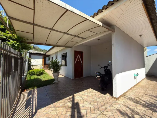 Casa Residencial 3 quartos à venda no Bairro SANTA FELICIDADE em CASCAVEL por R$ 500.000,0