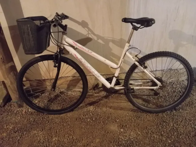 Bicicleta feminina aro 26