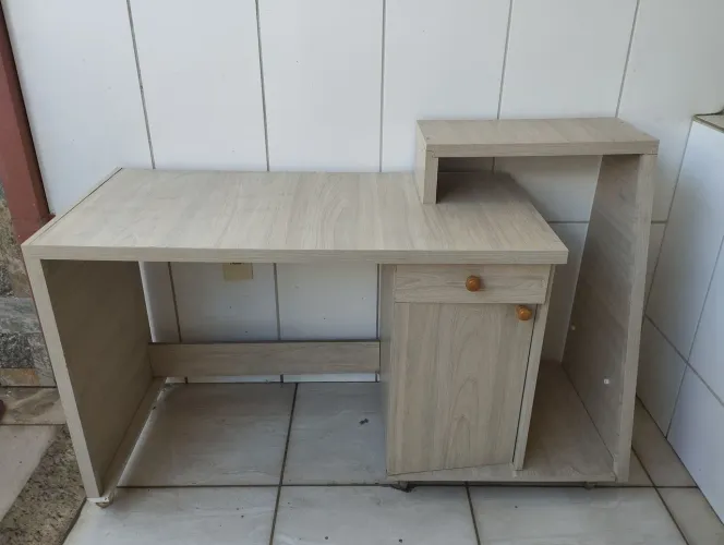 Mesa para computador/escritório