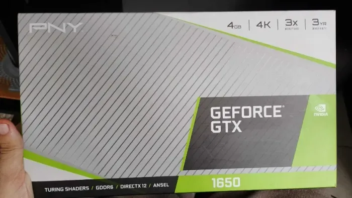 Placa de video GTX 1650 GEFORCE 4GB DDR6