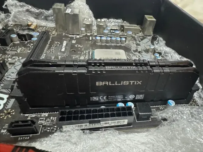 Memória RAM Crucial Ballistix, 2x8GB, 2666MHz, DDR4, CL16