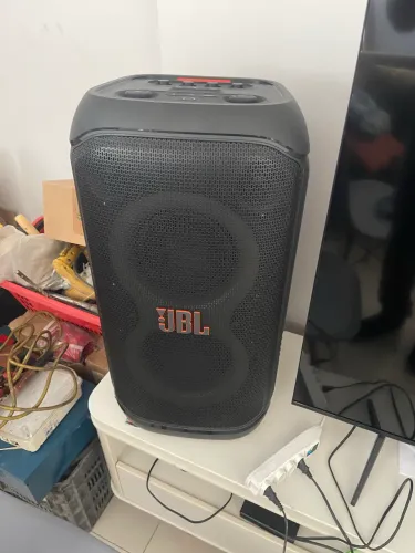 Caixa de som torre partboox 320 Jbl