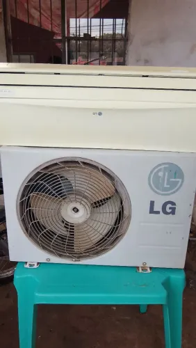 Vendo está central LG 10milEPTU *89