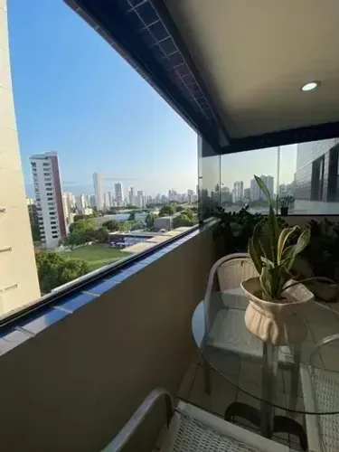 Apartamento 3 quartos, sendo 1 suíte - Ambientes amplos e bem planejados.