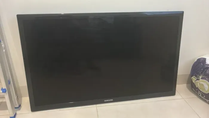 TV Samsung SEM IMAGEM - RETIRADA DE PEÇAS