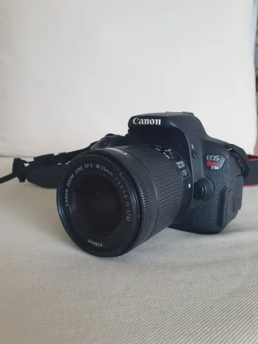 Canon T5i com lente 18-55mm + 2 baterias + filtro ND1000 [10 stops]