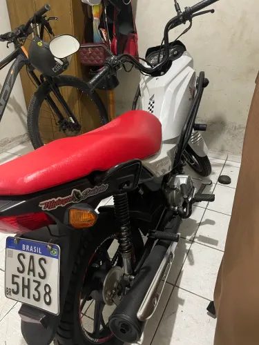 HONDA 110i (Extra)