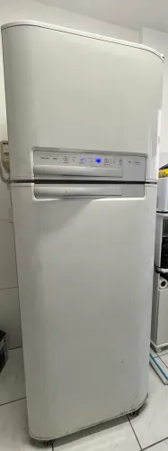 Geladeira Electrolux 430L