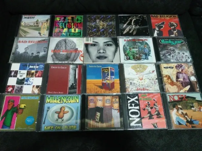 CDs punk rock/hardcore anos 90 - Bad Religion, NOFX, Pennywise, Rancid