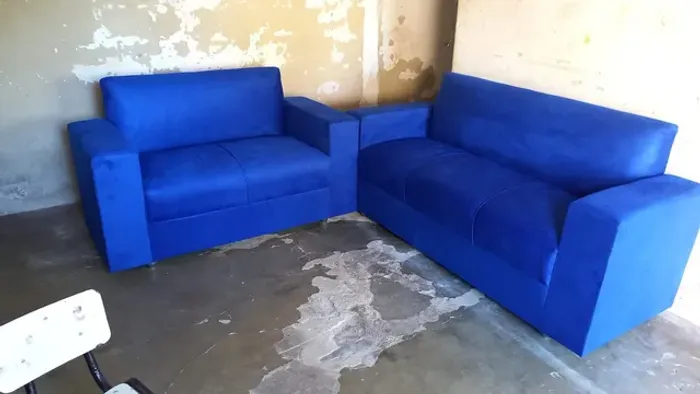 Conjunto 2 e 3 lugares- 550.00 