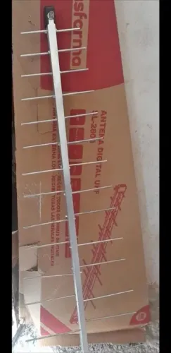 Antena Digital UHF L-2800 - Sfarna