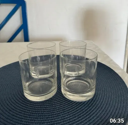 Jogo de 4 Copos de Vidro - Estilo Vintage