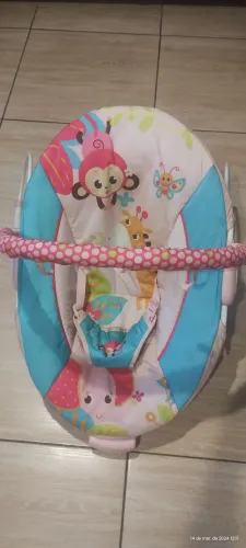 Cadeirinha de descanso infantil - leia todo o anúncio 